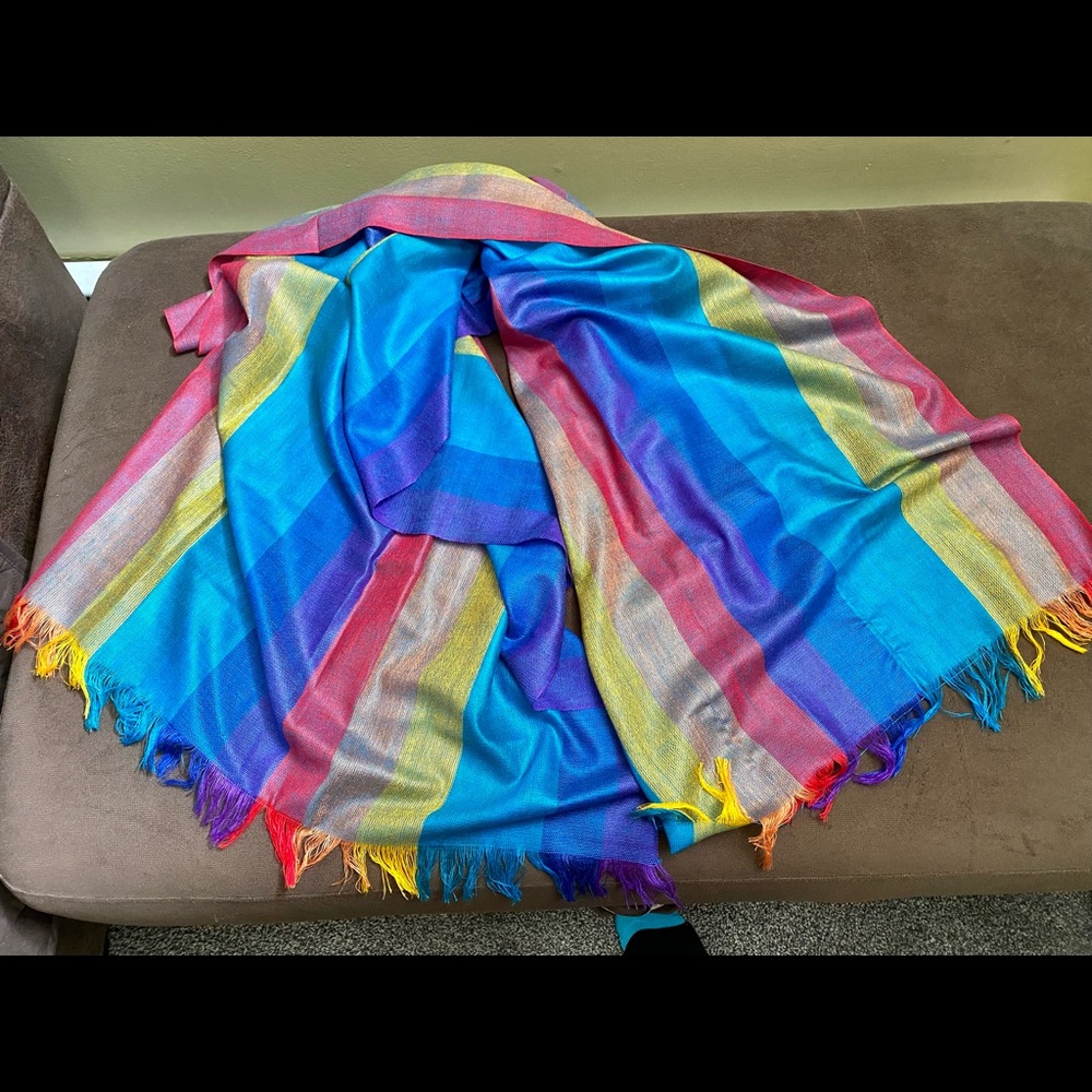 NWOT Women’s Unisex Multi-Color Lightweight Wrap Shawl Pashmina Scarf (One Size)